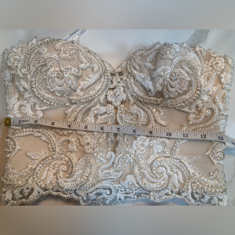 Badgley Mischka Ivory corset size 4 - Picture 3 of 7